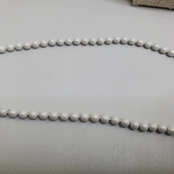 Oops A Daisy Necklace White Beaded Vintage Ball Ch‎ - Picture 4 of 7